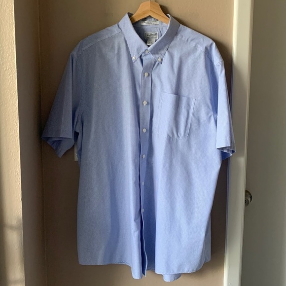 L.L. BEAN Blue Short Sleeve Gingham Button Down Shirt - Picture 2 of 6
